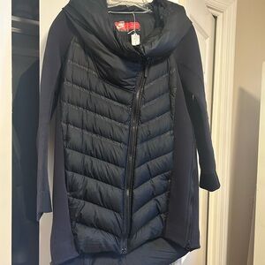 Nike Women's Black Puffer Jacket Tech Fleece Airloft 800 Down